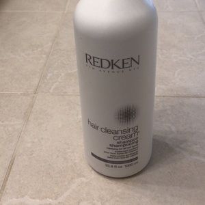 Open Redken Liter